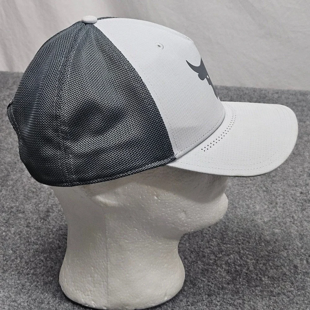 Under Armour Project Rock Trucker Hat Gray White Mesh‎ Snapback Performance Cap